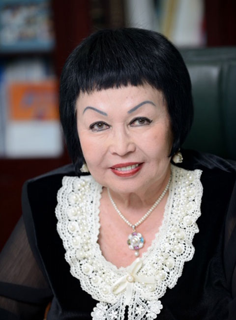 Акашева Жибек Зекеновна, директор Международной школы г. Алматы, 2019